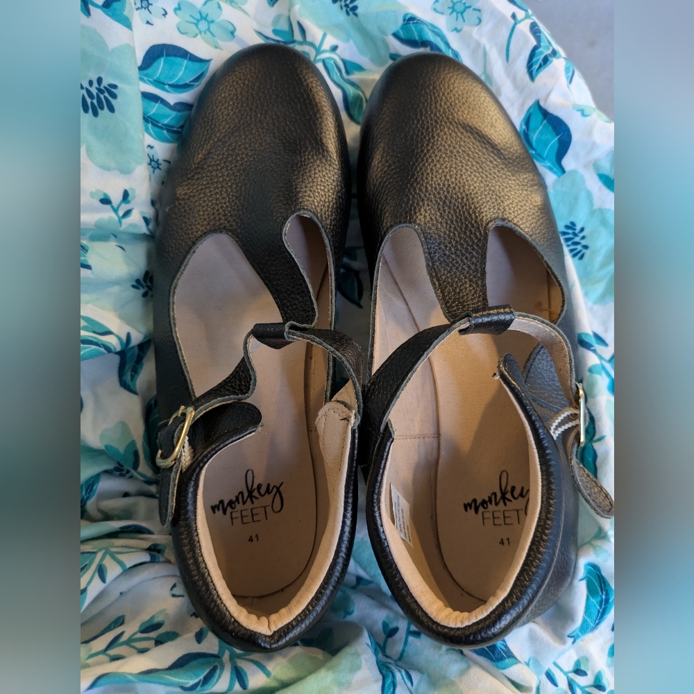 Monkey feet Mary Jane's -black - size 41 women 9.5 / 10